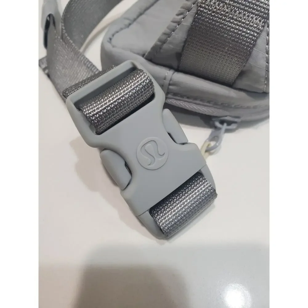 Lululemon Everywhere Mini Belt Bag